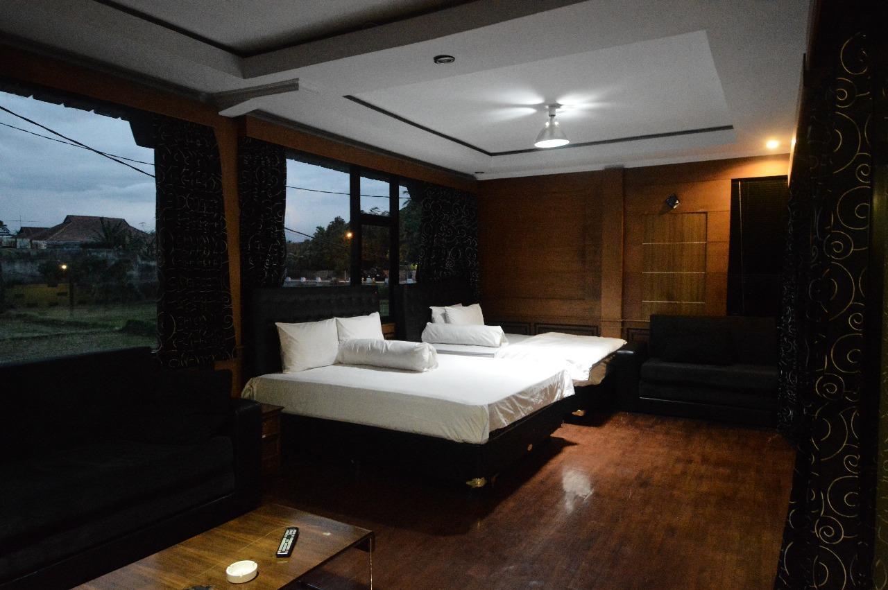 Villa Buleud Garut Zewnętrze zdjęcie